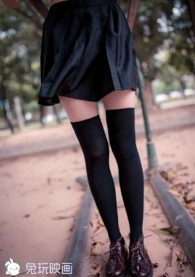 黑丝美女自慰蜜桃屁眼_BD韩语日韩电影在线