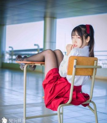 欧美另类精品黑人巨大_720免费高清观看