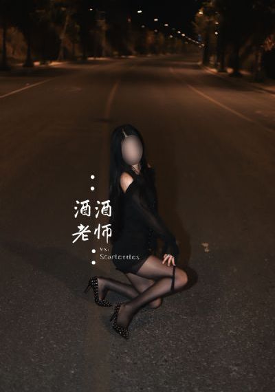 嗯啊小骚逼_720超清免费观看