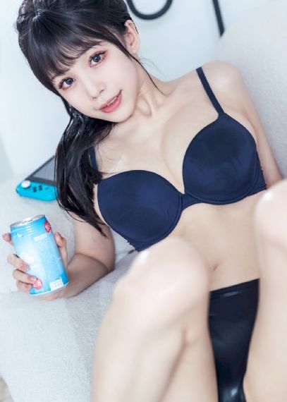 日韩AV聚会喝酒玩游戏番号_720全集免费播放