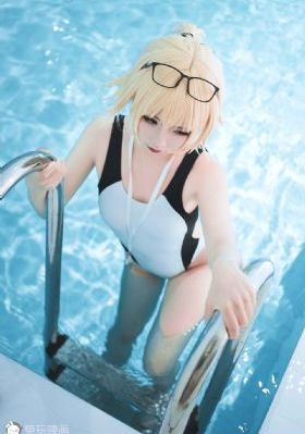 男人玩美女逼国产精品_DVD电影完整版