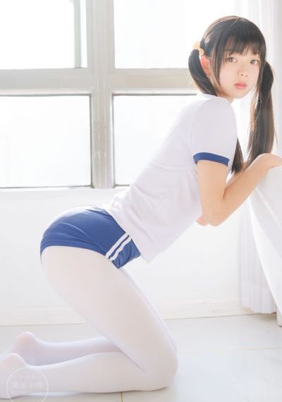 4p一女三男前后夹击在线视频_1080电影完整版