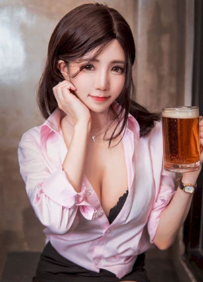 KTV偷窥国产女厕嘘嘘一区三区_HD完整视频观看