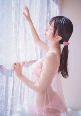 美女又黄又免费的视频_DVD高清电影在线