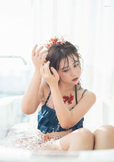 女人是男人的未来截取水中原声_乱人伦精品视频在线观看