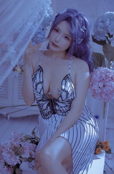 迷人女同学bd高清_蓝光手机在线看