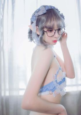 日韩制服丝袜另类一区_1080P在线观看高清